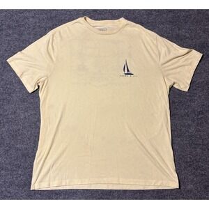 Crown & Ivy T-Shirt Mens Large Short Sleeve Yellow Sailboats Graphic Print